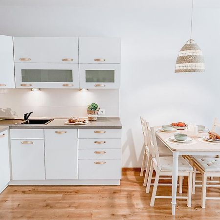 Apartamenty Flat White Ruczajowa Zielona Gora  Ngoại thất bức ảnh