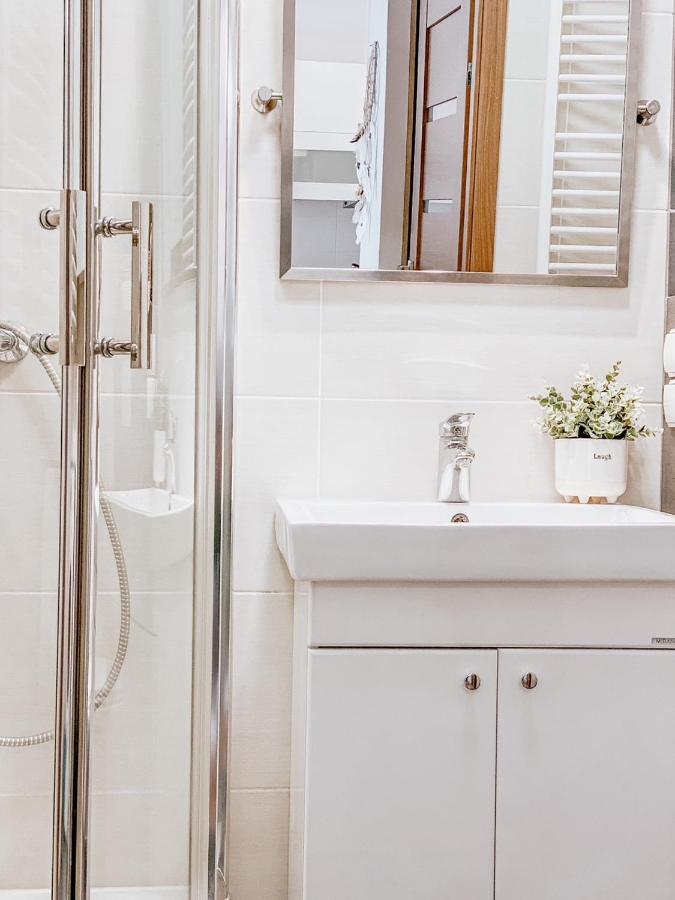 Apartamenty Flat White Ruczajowa Zielona Gora  Ngoại thất bức ảnh