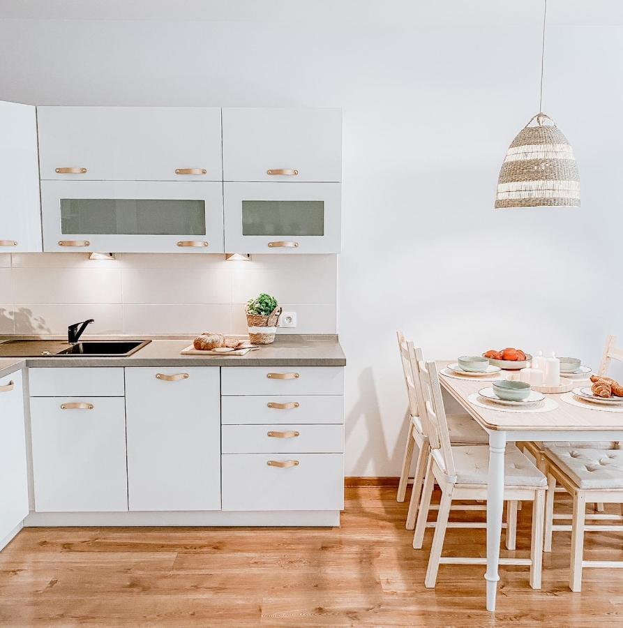 Apartamenty Flat White Ruczajowa Zielona Gora  Ngoại thất bức ảnh
